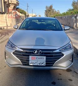 هیۆندای ئەلەنترا